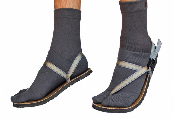 charcoal wool tabi sandal socks