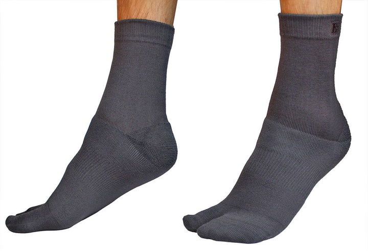 charcoal wool tabi sandal socks